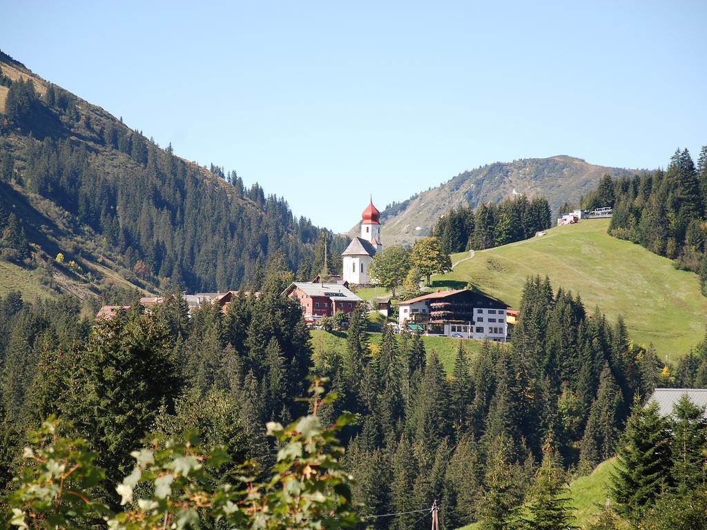 Haus Margrith Alpenblick Appartements Damuels Exterior photo