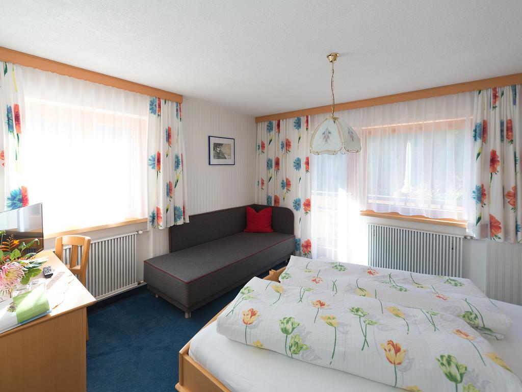 Haus Margrith Alpenblick Appartements Damuels Room photo